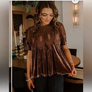 Chocolate Brown Velvet /lace Women's Top - small - NWT
